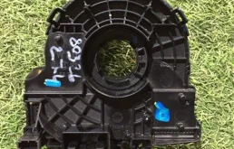 Подрулевой шлейф для Audi Q5 2012 года на фотографиях