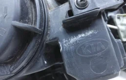 Фары для Kia Carnival на фотографиях