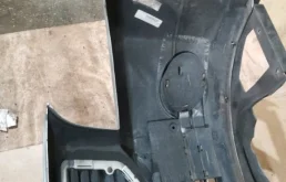 Бампер для Dodge Caliber 2006 года на фотографиях