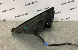 Стекла и зеркала для Volvo C30 2012 года на фотографиях