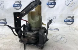 Насос ГУР для Volvo C30 2011 года на фотографиях