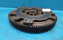 Маховик для Nissan X-Trail на фотографиях