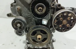 Двигатель без навесного для Kia Rio 2018 года на фотографиях