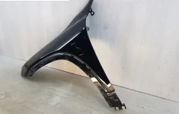 Крыло левое для Mercedes-Benz GLB class на фотографиях