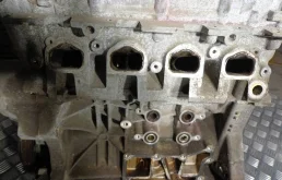 Двигатель без навесного для Volkswagen Polo 2018 года на фотографиях