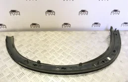 Расширитель арок передний левый для Volvo C30 на фотографиях