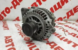 Генератор для Nissan X-Trail 2001 года на фотографиях