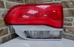 Фонарь задний правый внутренний для Jeep Grand Cherokee 4 WK2 rest 2013-2018