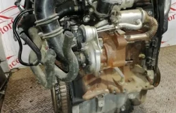 Двигатель для Renault Logan 2012 года на фотографиях