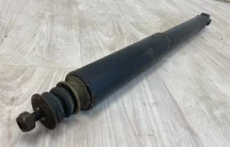 Амортизатор задний правый для Mitsubishi Pajero на фотографиях