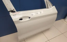 Дверь передняя правая для BMW X3 2019 года на фотографиях