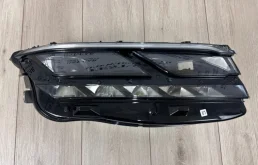 Фара правая для Volkswagen Touareg III (CR) 2018+