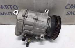 Компрессор кондиционера для Volvo XC90 2009 года на фотографиях