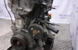 Двигатель без навесного для Volvo C30 2011 года на фотографиях