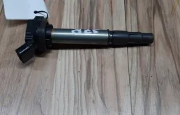 Катушка зажигания для Toyota Corolla 2008 года на фотографиях