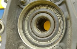 Кулак поворотный правый для Mercedes-Benz E class на фотографиях