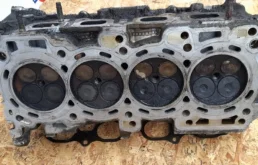 ГБЦ для Nissan X-Trail 2002 года на фотографиях