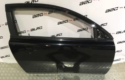 Двери для Volvo C30 2007 года на фотографиях