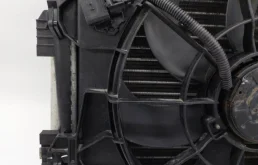 Кассета радиаторов для Hyundai Solaris 2013 года на фотографиях