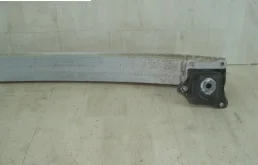 Усилитель заднего бампера для Audi A6 2010 года на фотографиях