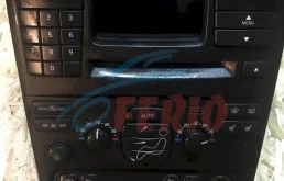 Магнитола для Volvo XC90 2004 года на фотографиях