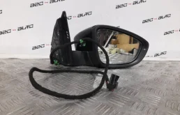 Зеркало боковое левое для Volkswagen Passat 2012 года на фотографиях