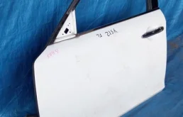 Дверь передняя правая для Infiniti M на фотографиях