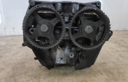 ГБЦ для Mitsubishi Pajero 2001 года на фотографиях