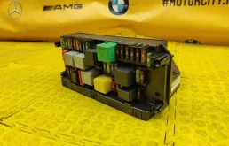 Блок предохранителей под капотом для Mercedes-Benz E class W212 2009-2015