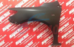 Крылья для Toyota Corolla 2006 года на фотографиях