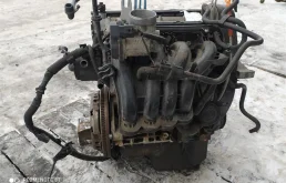 Двигатель без навесного для Skoda Roomster на фотографиях