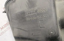 Корпус воздушного фильтра для Nissan X-Trail 2012 года на фотографиях