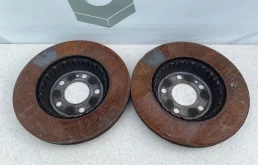 Диски тормозные передние (комплект) для Mercedes-Benz E class 2021 года на фотографиях