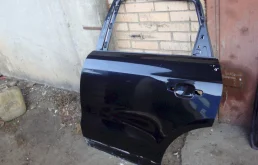 Двери для Audi Q5 2015 года на фотографиях