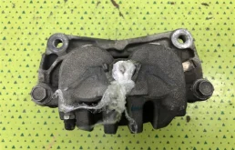 Суппорт передний левый для Subaru Forester на фотографиях