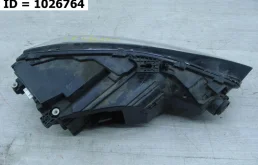 Фара левая для Audi A5 2022 года на фотографиях