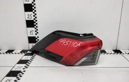 Фонарь левый для Toyota RAV4 2023 года на фотографиях