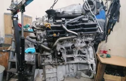 Двигатель без навесного для Nissan Pathfinder 2016 года на фотографиях