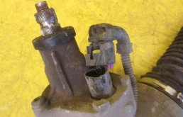 Рулевая рейка для BMW X3 2013 года на фотографиях