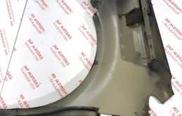 Крылья для Volkswagen Touran 2008 года на фотографиях