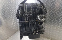 Двигатель без навесного для Citroen Berlingo 2012 года на фотографиях