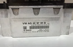 Блок управления двигателем для Volkswagen Polo 2020 года на фотографиях