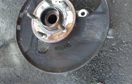 Кулак поворотный левый для Opel Insignia на фотографиях