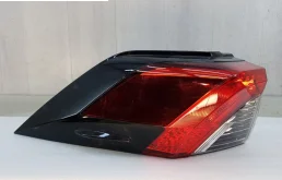 фонарь задний левый наружный для Toyota RAV4 XA40 rest 2015-2019