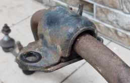 Стабилизатор поперечной устойчивости задний для Jeep Grand Cherokee на фотографиях