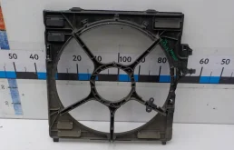 Вентилятор радиатора охлаждения ДВС для BMW X5 на фотографиях