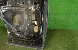 Дверь задняя левая для Lexus RX 2014 года на фотографиях