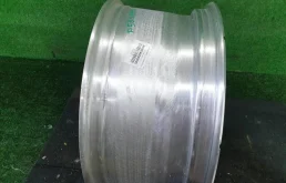 Диск колесный литой для Volvo XC90 2022 года на фотографиях