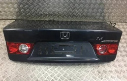 Крышка багажника для Honda Accord 2006 года на фотографиях
