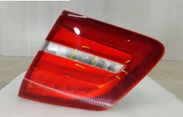 Фонарь внутренний правый (a1669060602 оригинал без дефектов) для Mercedes-Benz GLS class X166 2015-2019